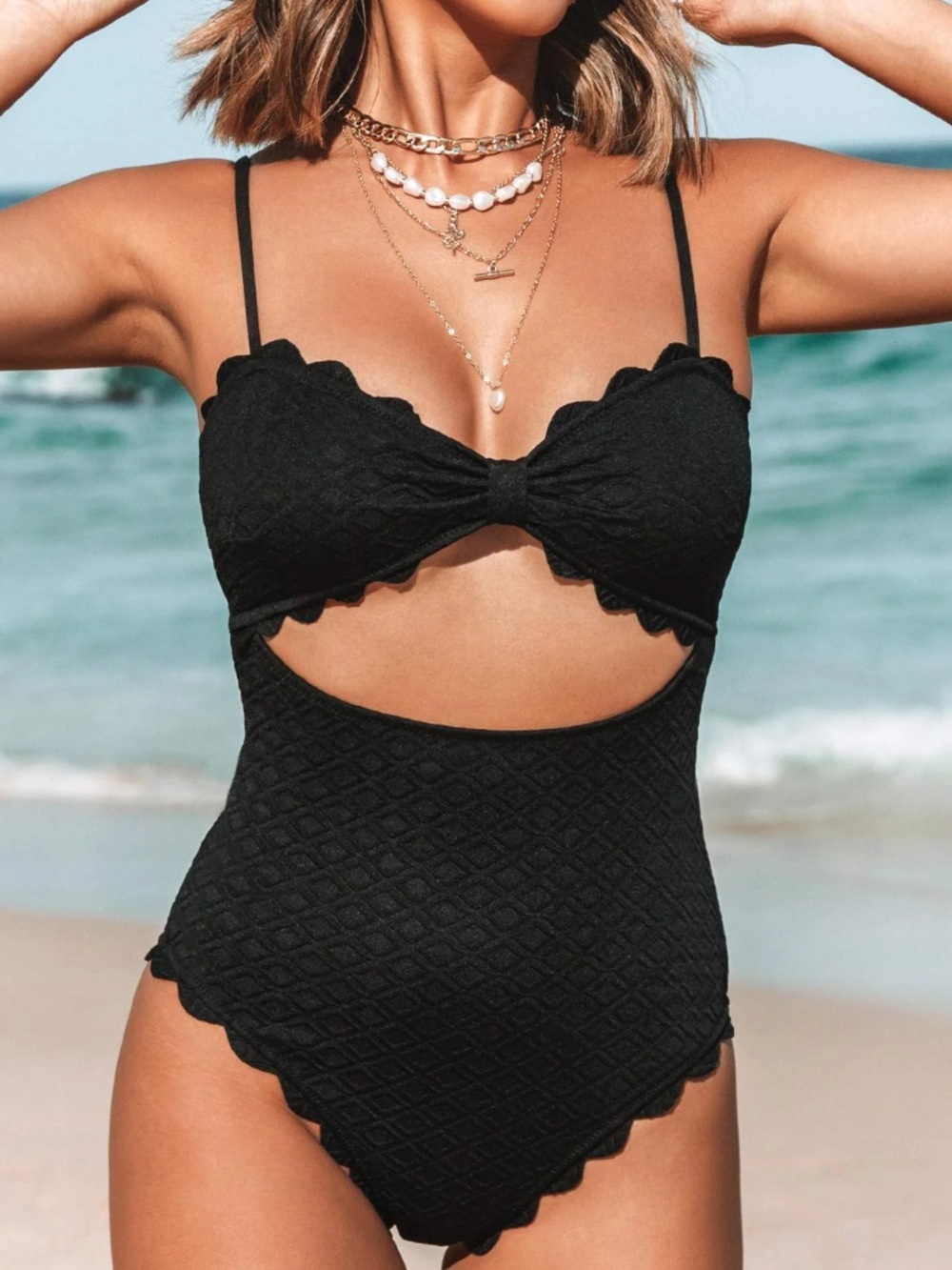 Cupshe Black One Piece